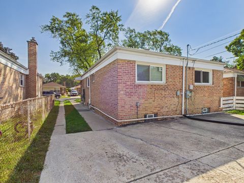 Tiny photo for Bellwood, IL 60104 (MLS # 12478815)