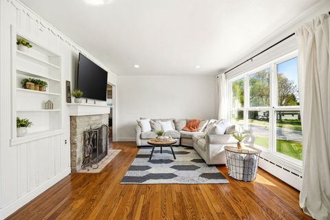 Tiny photo for 1000 GRAND Avenue, Aurora, IL 60506 (MLS # 12618337)