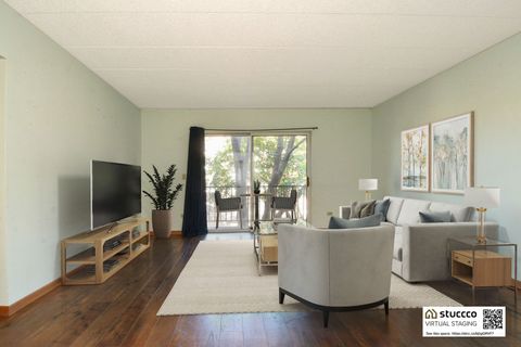 Tiny photo for 1365 Ashland Avenue #302, Des Plaines, IL 60016 (MLS # 12525730)