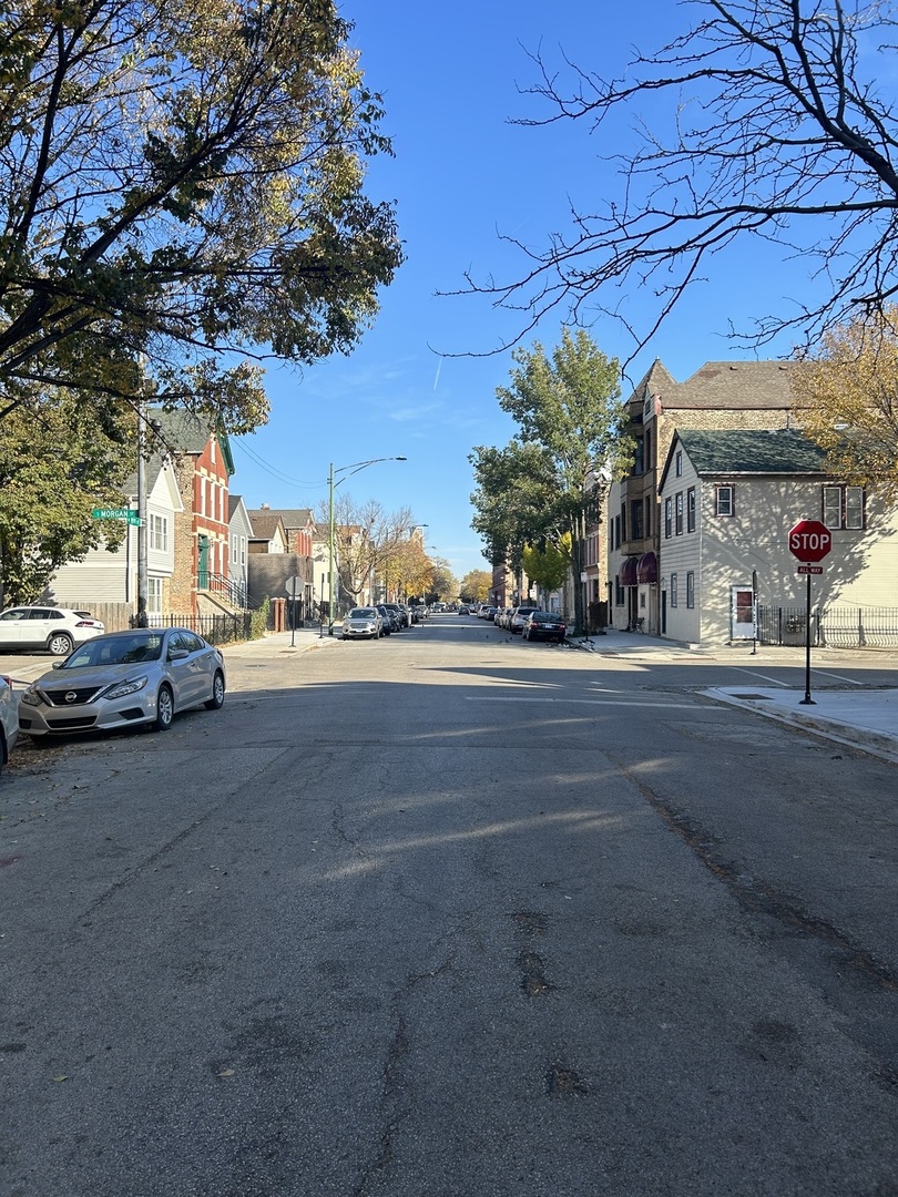 1017 W 19th Street