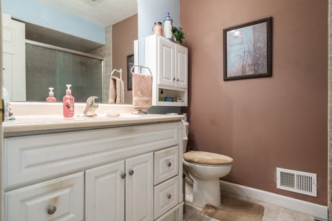 Tiny photo for 739 Roosevelt Road, Machesney Park, IL 61115 (MLS # 12791035)