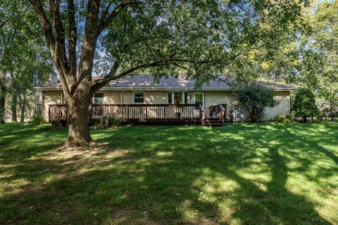 Tiny photo for 739 Roosevelt Road, Machesney Park, IL 61115 (MLS # 12791035)