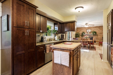 Tiny photo for 739 Roosevelt Road, Machesney Park, IL 61115 (MLS # 12791035)
