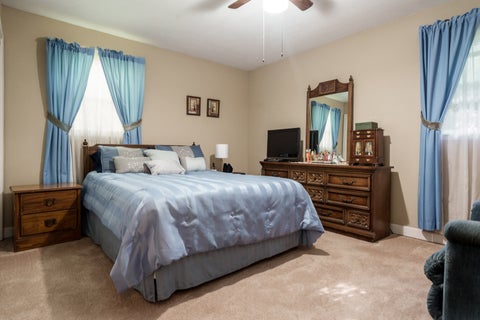 Tiny photo for 739 Roosevelt Road, Machesney Park, IL 61115 (MLS # 12791035)