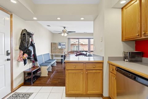 Tiny photo for 10710 Central Avenue #3D, Chicago Ridge, IL 60415 (MLS # 12346601)