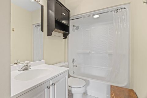 Tiny photo for 10710 Central Avenue #3D, Chicago Ridge, IL 60415 (MLS # 12346601)