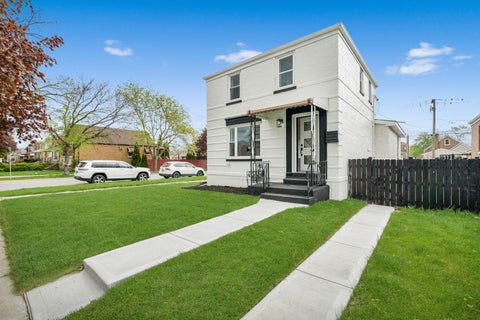 Tiny photo for 3601 S 56th Court, Cicero, IL 60804 (MLS # 12752405)