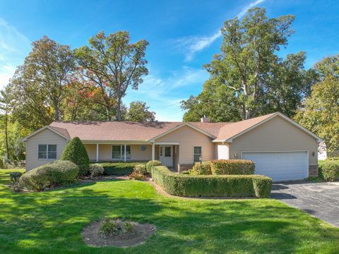 Photo of 2S724 Oakwood Terrace Ter, Elburn, IL 60119 (MLS # 12536923)