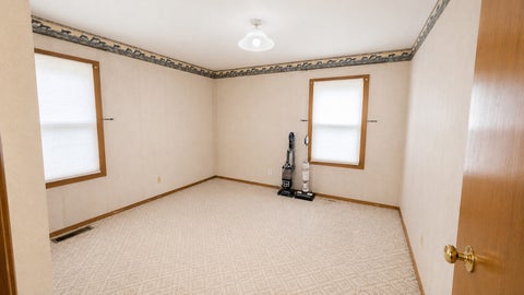 Tiny photo for 1312 Dakota Drive, Ottawa, IL 61350 (MLS # 12699904)