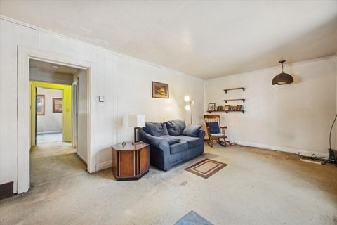 Tiny photo for 4714 Schwartz Avenue, Lisle, IL 60532 (MLS # 12527886)