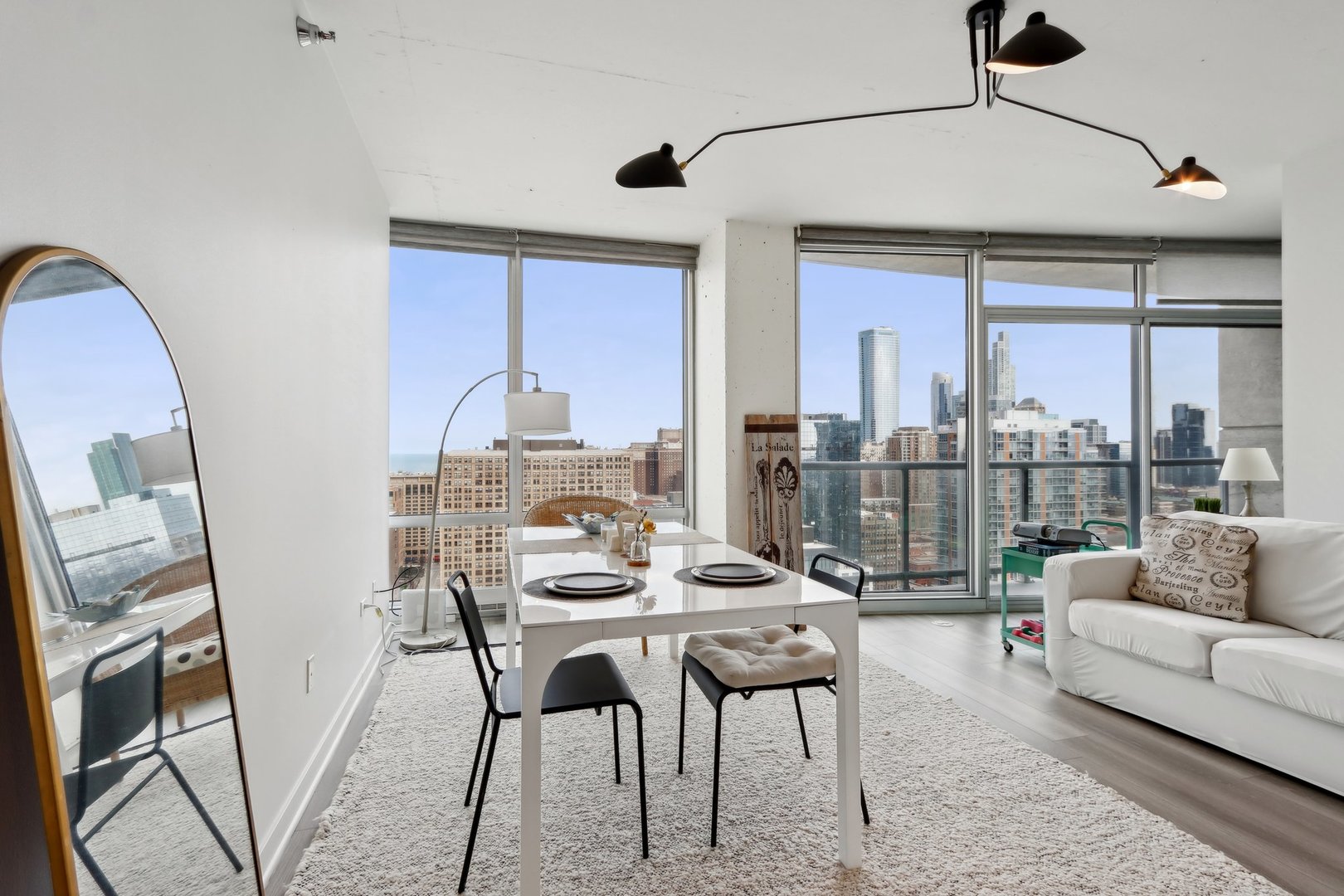 611 S Wells Street 2801