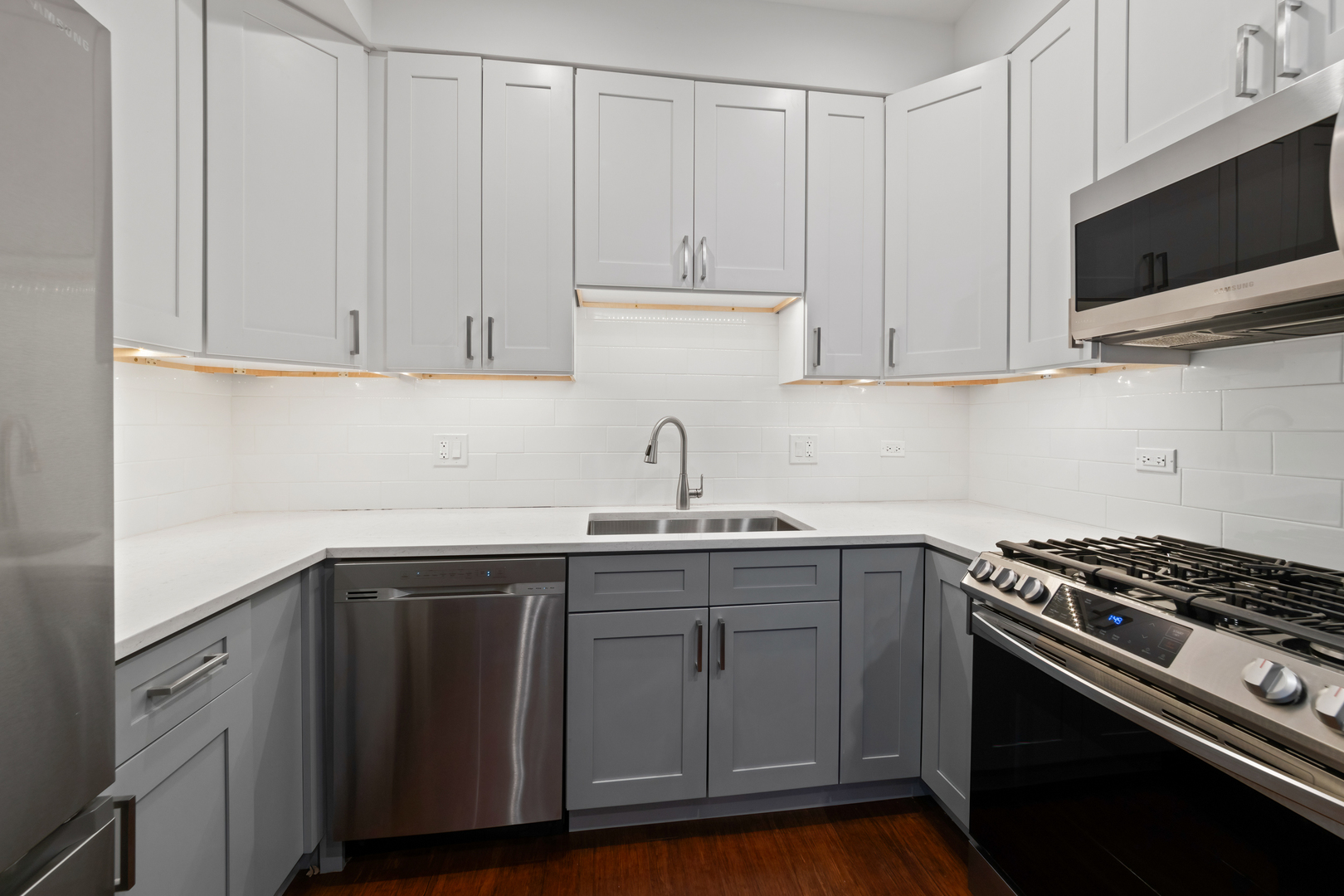 4637 N Dover Street 2N