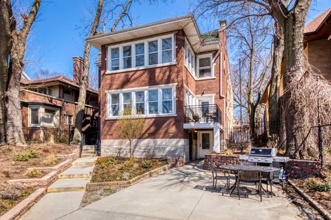 4637 N Dover Street 2N Chicago IL 60640