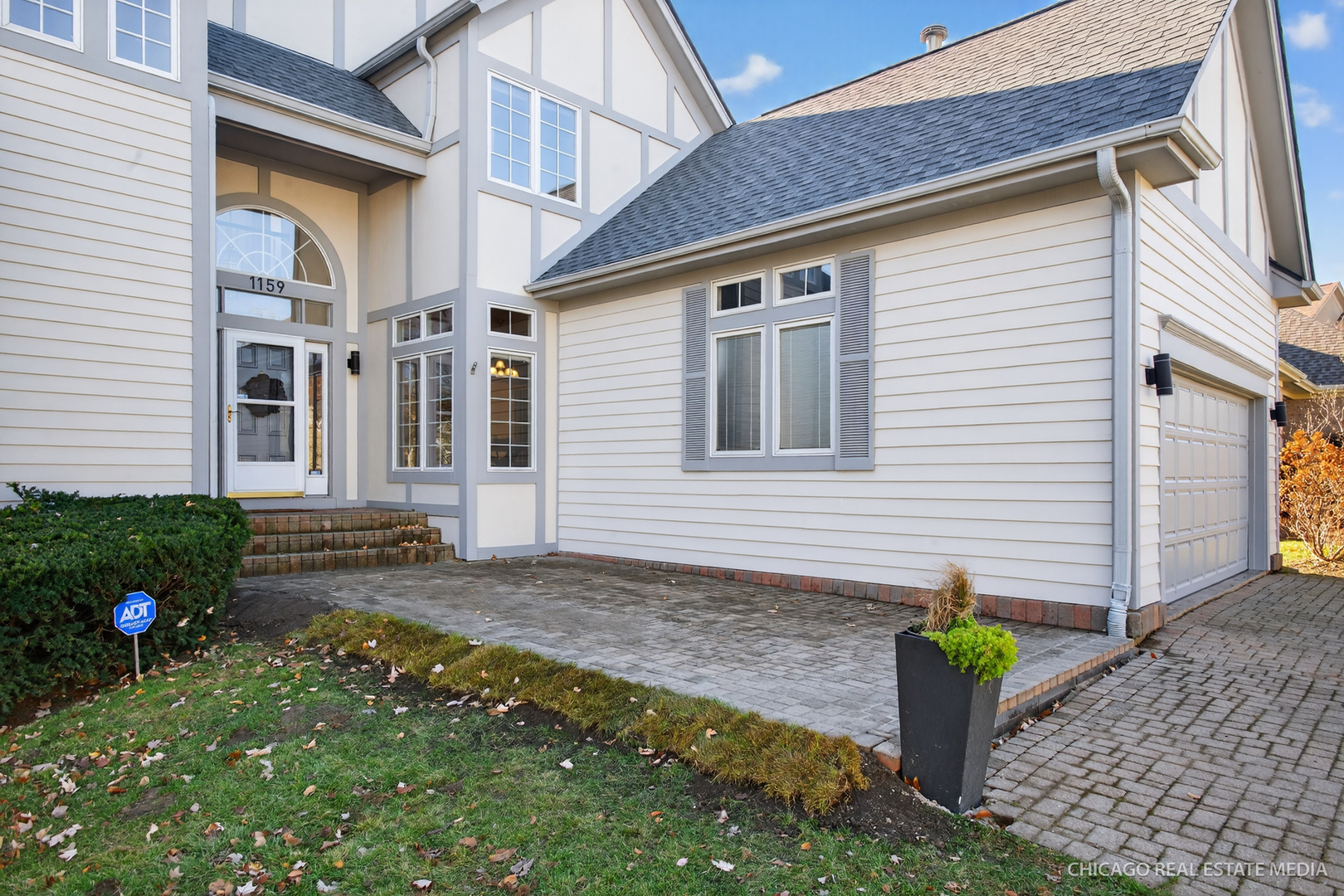 1159 S Hiddenbrook Trail