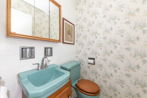 Tiny photo for 9025 Sherry Lane #9025, Des Plaines, IL 60016 (MLS # 12740293)