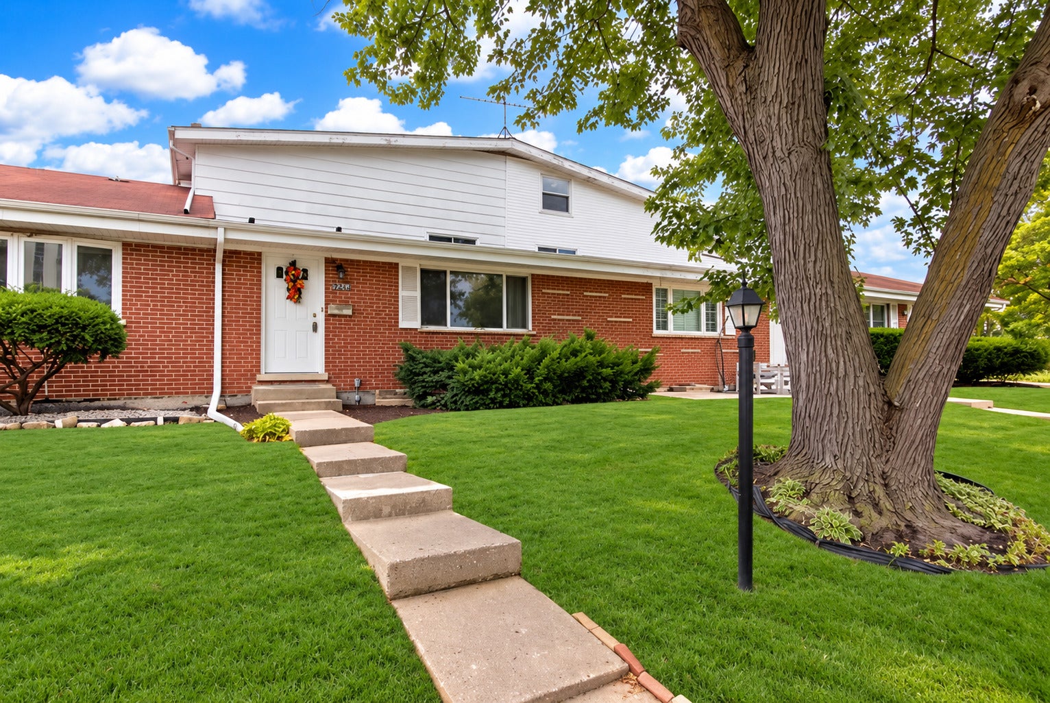 9025 Sherry Lane 9025