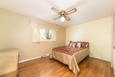Tiny photo for 9025 Sherry Lane #9025, Des Plaines, IL 60016 (MLS # 12740293)
