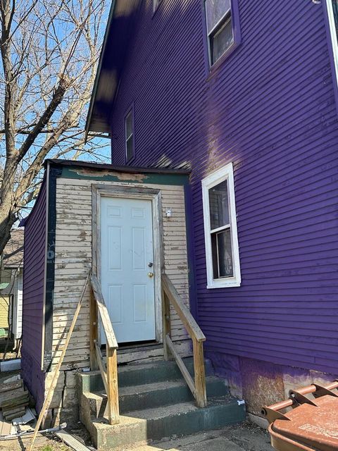 Tiny photo for 910 Furman Street, Rockford, IL 61101 (MLS # 12602290)