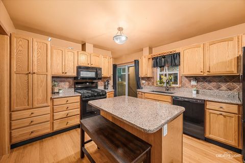 Tiny photo for 356 E Prairie Avenue, Lombard, IL 60148 (MLS # 12653247)