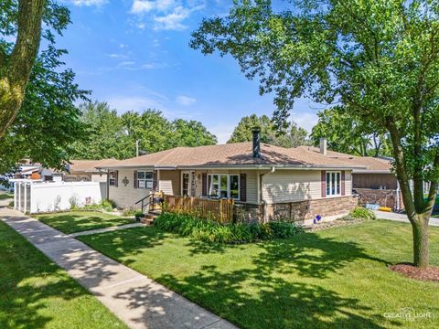 Tiny photo for 356 E Prairie Avenue, Lombard, IL 60148 (MLS # 12653247)