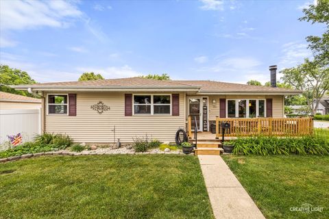 Tiny photo for 356 E Prairie Avenue, Lombard, IL 60148 (MLS # 12653247)