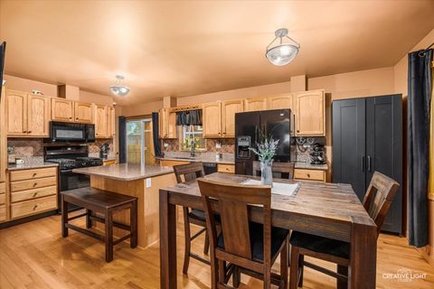 Tiny photo for 356 E Prairie Avenue, Lombard, IL 60148 (MLS # 12653247)
