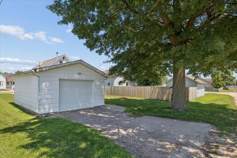 Tiny photo for 714 19th Avenue, Fulton, IL 61252 (MLS # 12706110)