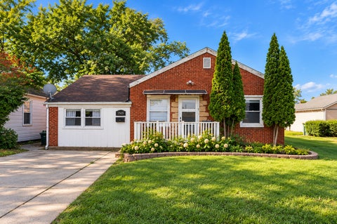 Photo of 1515 HIGHLAND Avenue, Joliet, IL 60435 (MLS # 12786197)