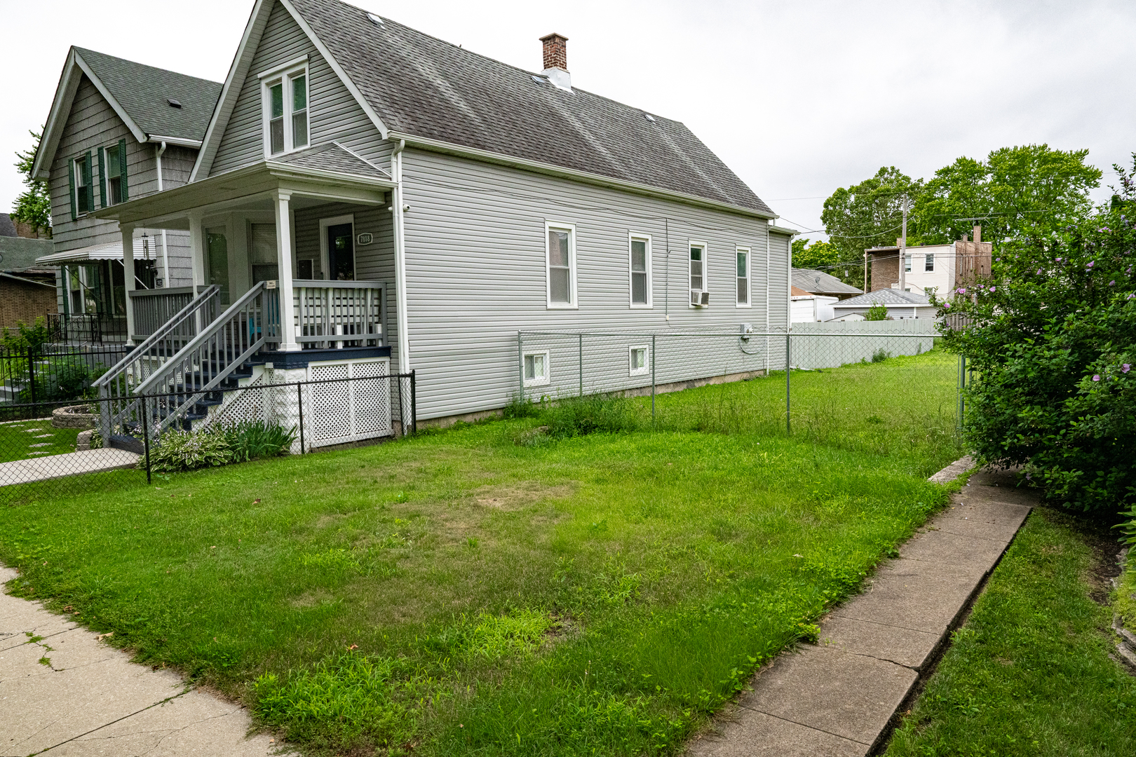 7816 S Marquette Avenue