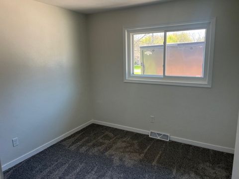 Tiny photo for 4065 Pinebrook Lane, Bettendorf, IA 52722 (MLS # 12628862)