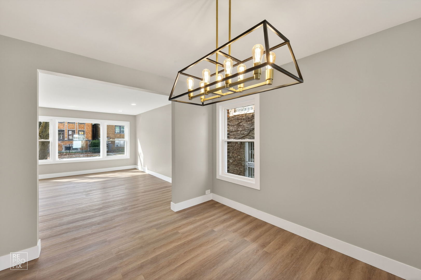 8047 S Kingston Avenue