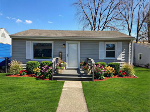 Photo of 172 N Jackson Avenue, Bradley, IL 60915 (MLS # 12598665)