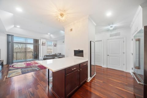 Tiny photo for 100 PRAIRIE PARK Drive #207, Wheeling, IL 60090 (MLS # 12596672)