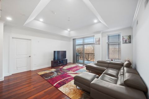 Tiny photo for 100 PRAIRIE PARK Drive #207, Wheeling, IL 60090 (MLS # 12596672)