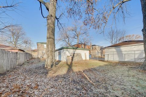 Tiny photo for 9637 S Wood Street, Chicago, IL 60643 (MLS # 12577879)