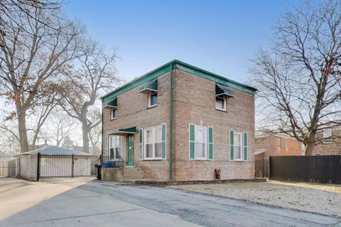 Tiny photo for 9637 S Wood Street, Chicago, IL 60643 (MLS # 12577879)