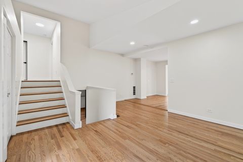 Tiny photo for 33 Valewood Road, West Chicago, IL 60185 (MLS # 12670013)