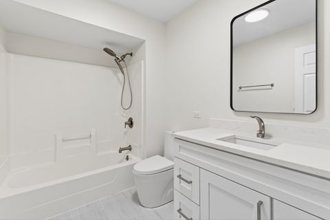 Tiny photo for 33 Valewood Road, West Chicago, IL 60185 (MLS # 12670013)