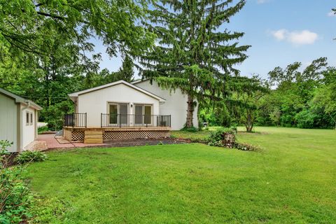 Tiny photo for 33 Valewood Road, West Chicago, IL 60185 (MLS # 12670013)