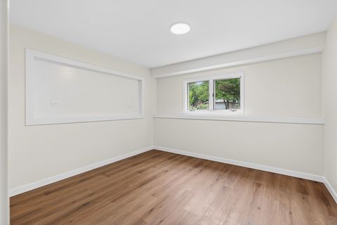 Tiny photo for 33 Valewood Road, West Chicago, IL 60185 (MLS # 12670013)