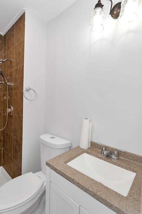 Tiny photo for 1059 Southbury Lane #D1, Wheeling, IL 60090 (MLS # 12480392)