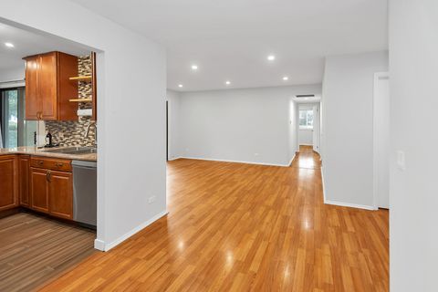 Tiny photo for 1059 Southbury Lane #D1, Wheeling, IL 60090 (MLS # 12480392)