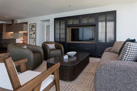 Tiny photo for 363 E Wacker Drive #6405, Chicago, IL 60601 (MLS # 12385441)