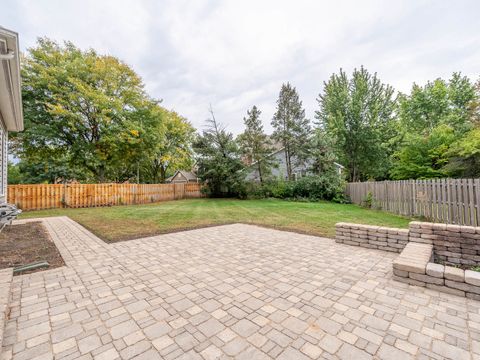 Tiny photo for 26w185 Meadowview Court, Wheaton, IL 60187 (MLS # 12491572)