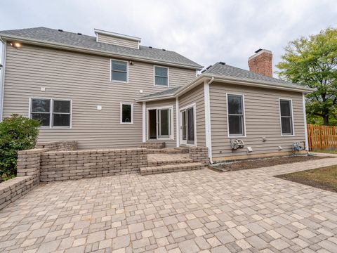 Tiny photo for 26w185 Meadowview Court, Wheaton, IL 60187 (MLS # 12491572)