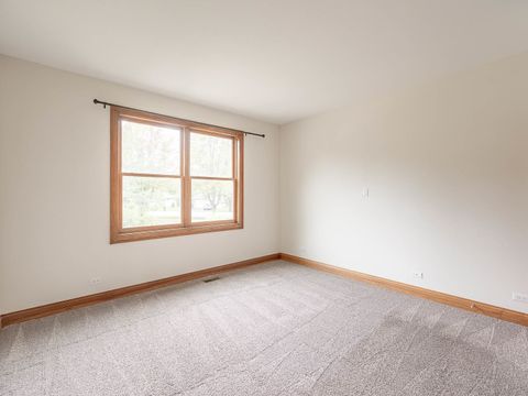 Tiny photo for 26w185 Meadowview Court, Wheaton, IL 60187 (MLS # 12491572)