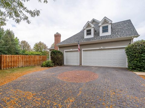 Tiny photo for 26w185 Meadowview Court, Wheaton, IL 60187 (MLS # 12491572)