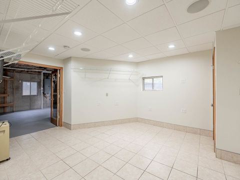 Tiny photo for 26w185 Meadowview Court, Wheaton, IL 60187 (MLS # 12491572)