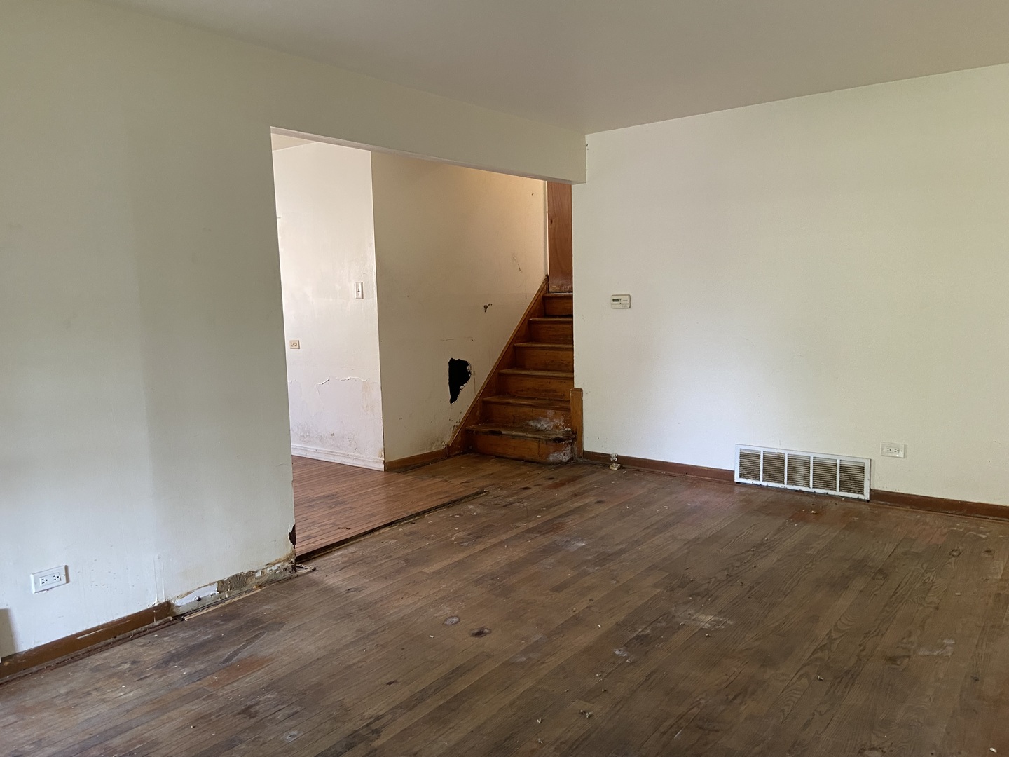 1024 W 108th Street