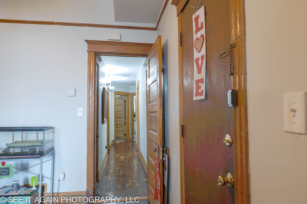 5942 S Calumet Avenue